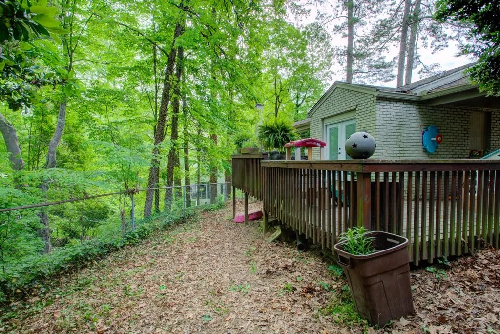 380 Pine Forest Road, Atlanta, Georgia 30342, 3 Bedrooms Bedrooms, ,2 BathroomsBathrooms,Residential,Sold,380 Pine Forest Road,6876302