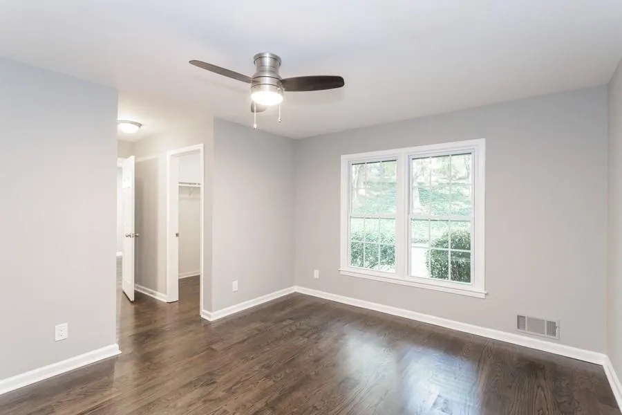1555 Sunnybrook Farm Road, Sandy Springs, Georgia 30350, 5 Bedrooms Bedrooms, ,4 BathroomsBathrooms,Residential,Sold,1555 Sunnybrook Farm Road,6867951