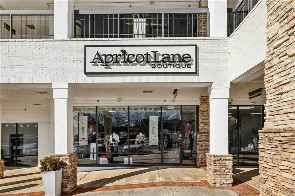 Neighborhood eateries and shopping