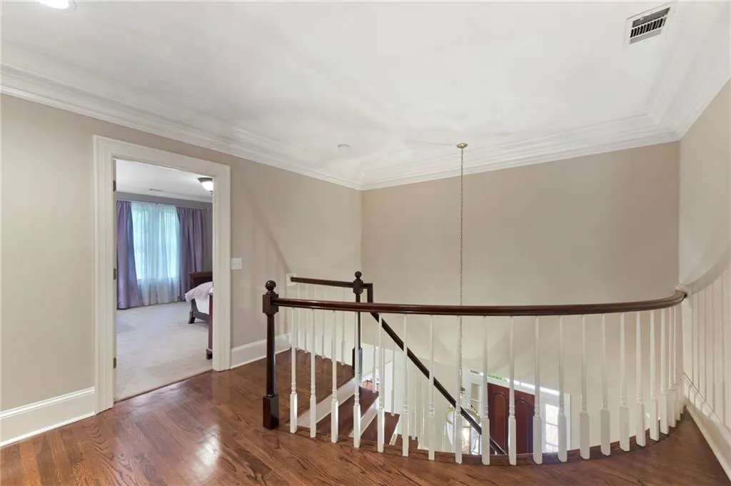 140 Tamarisk Drive, Atlanta, Georgia 30342, 5 Bedrooms Bedrooms, ,4 BathroomsBathrooms,Residential,Sold,140 Tamarisk Drive,6770826