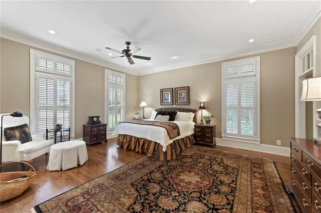 140 Tamarisk Drive, Atlanta, Georgia 30342, 5 Bedrooms Bedrooms, ,4 BathroomsBathrooms,Residential,Sold,140 Tamarisk Drive,6770826