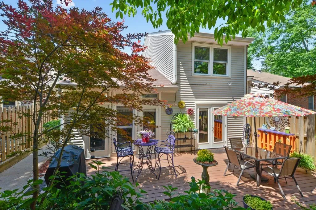 1831 Rockridge Place, Atlanta, Georgia 30324, 2 Bedrooms Bedrooms, ,2 BathroomsBathrooms,Residential,Sold,1831 Rockridge Place,6009832