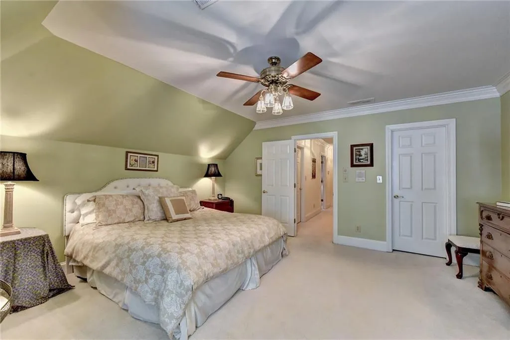 3000 Spalding Drive, Sandy Springs, Georgia 30350, 5 Bedrooms Bedrooms, ,4 BathroomsBathrooms,Residential,Sold,3000 Spalding Drive,6724112