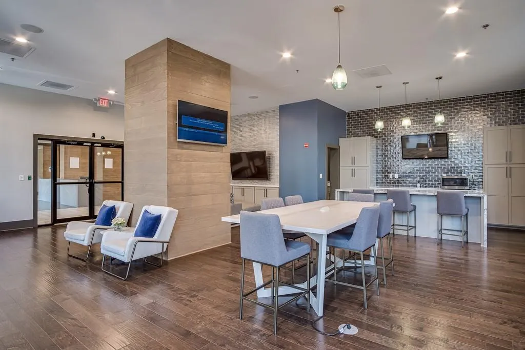 795 Hammond Dr Ne Unit 2205, Atlanta, Georgia 30328, 2 Bedrooms Bedrooms, ,2 BathroomsBathrooms,Residential,Sold,795 Hammond Dr Ne Unit 2205,6805441