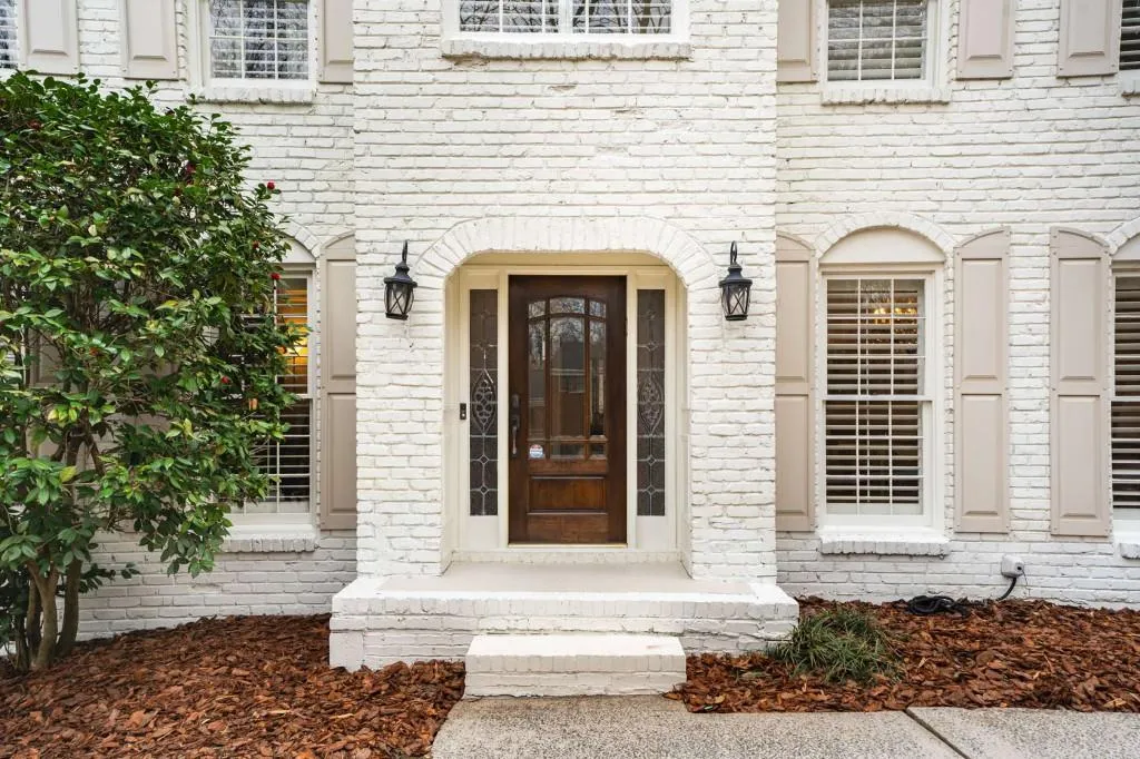 295 Bruton Way, Atlanta, Georgia 30342, 4 Bedrooms Bedrooms, ,4 BathroomsBathrooms,Residential,Sold,295 Bruton Way,7522980