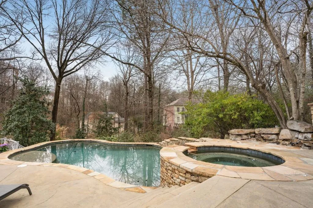 295 Bruton Way, Atlanta, Georgia 30342, 4 Bedrooms Bedrooms, ,4 BathroomsBathrooms,Residential,Sold,295 Bruton Way,7522980