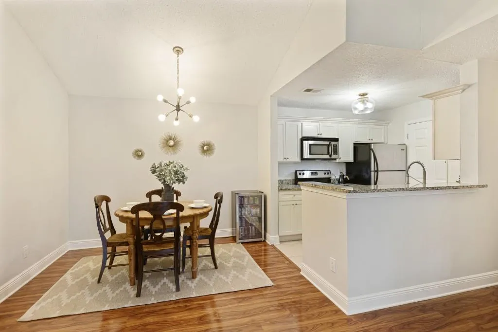 5302 Santa Fe Parkway, Sandy Springs, Georgia 30350, 3 Bedrooms Bedrooms, ,2 BathroomsBathrooms,Residential,Sold,5302 Santa Fe Parkway,7002666 5302 Santa Fe Parkway, Sandy Springs, Georgia 30350, 3 Bedrooms Bedrooms, ,2 BathroomsBathrooms,Residential,Sold,5302 Santa Fe Parkway,7002666