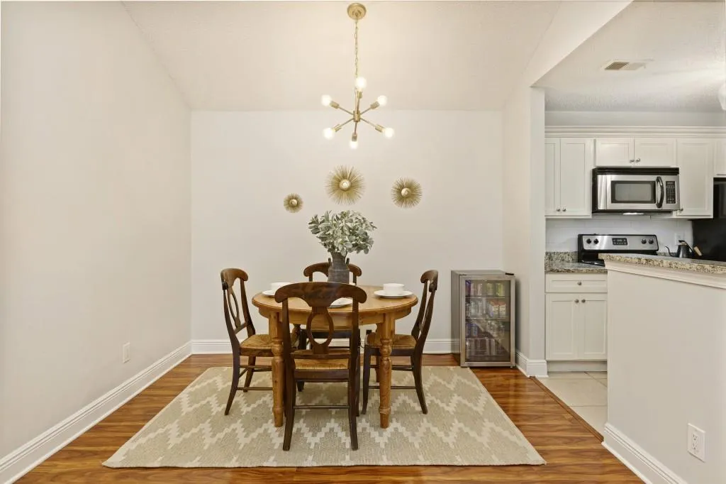 5302 Santa Fe Parkway, Sandy Springs, Georgia 30350, 3 Bedrooms Bedrooms, ,2 BathroomsBathrooms,Residential,Sold,5302 Santa Fe Parkway,7002666 5302 Santa Fe Parkway, Sandy Springs, Georgia 30350, 3 Bedrooms Bedrooms, ,2 BathroomsBathrooms,Residential,Sold,5302 Santa Fe Parkway,7002666