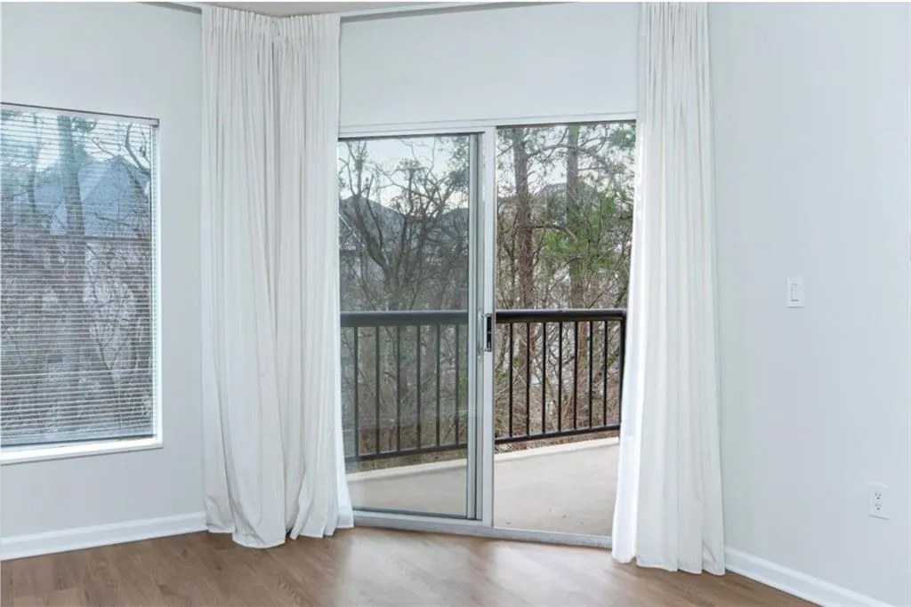 1 Biscayne Drive Unit 304, Atlanta, Georgia 30309, 1 Bedroom Bedrooms, 0 ,1 BathroomBathrooms,Residential,For Sale,1 Biscayne Drive Unit 304,7721905