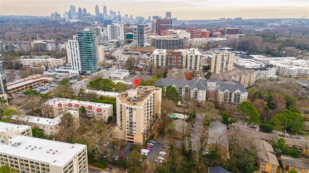 1 Biscayne Drive Unit 304, Atlanta, Georgia 30309, 1 Bedroom Bedrooms, 0 ,1 BathroomBathrooms,Residential,For Sale,1 Biscayne Drive Unit 304,7721905