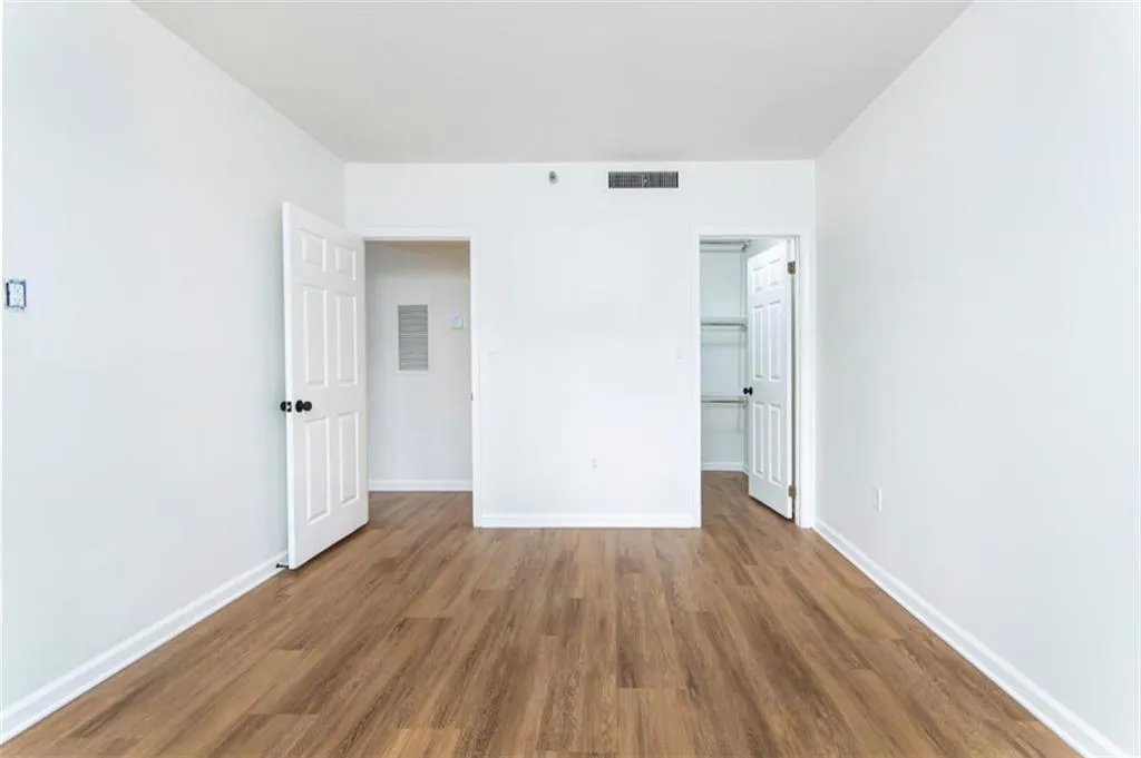 1 Biscayne Drive Unit 304, Atlanta, Georgia 30309, 1 Bedroom Bedrooms, 0 ,1 BathroomBathrooms,Residential,For Sale,1 Biscayne Drive Unit 304,7721905