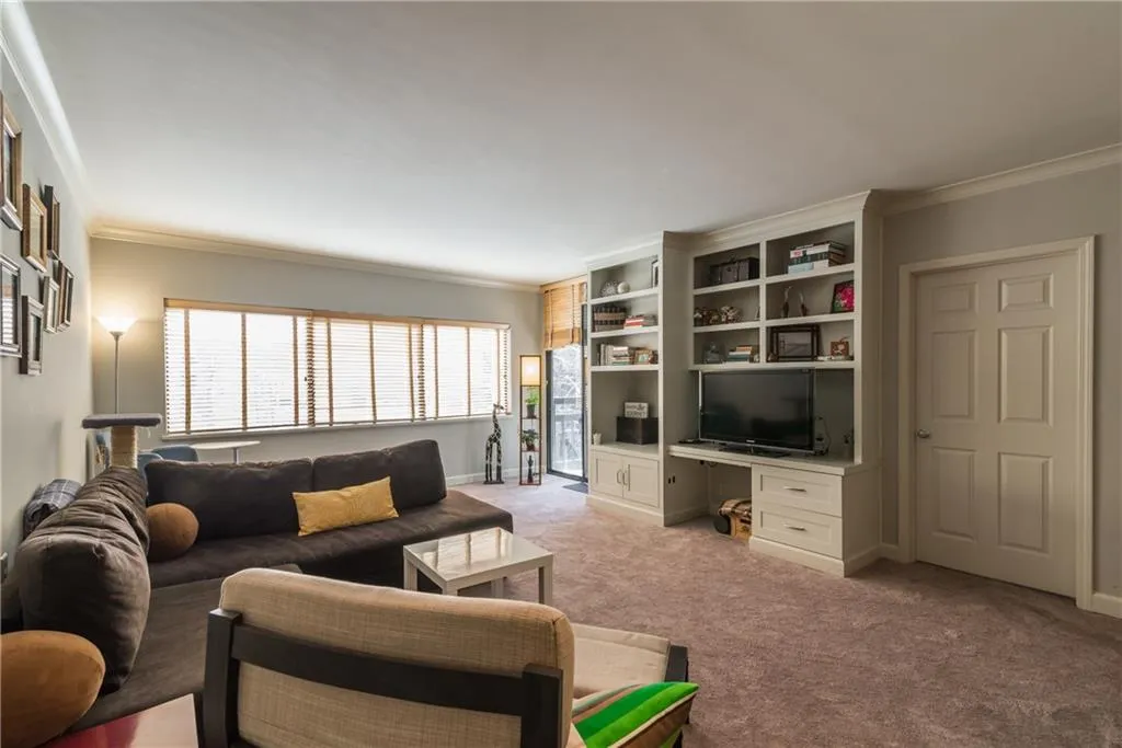 1130 Piedmont Avenue Ne Unit 405, Atlanta, Georgia 30309, 1 Bedroom Bedrooms, ,1 BathroomBathrooms,Residential,Sold,1130 Piedmont Avenue Ne Unit 405,5651266