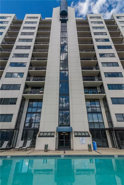 1130 Piedmont Avenue Ne Unit 405, Atlanta, Georgia 30309, 1 Bedroom Bedrooms, ,1 BathroomBathrooms,Residential,Sold,1130 Piedmont Avenue Ne Unit 405,5651266