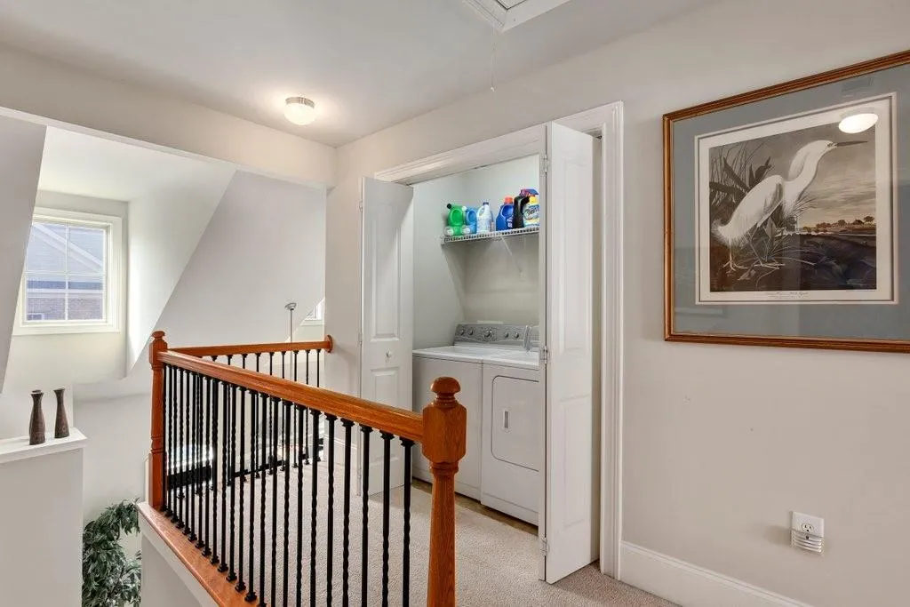 753 Berrydale Drive, Sandy Springs, Georgia 30328, 2 Bedrooms Bedrooms, ,2 BathroomsBathrooms,Residential,Sold,753 Berrydale Drive,6930047