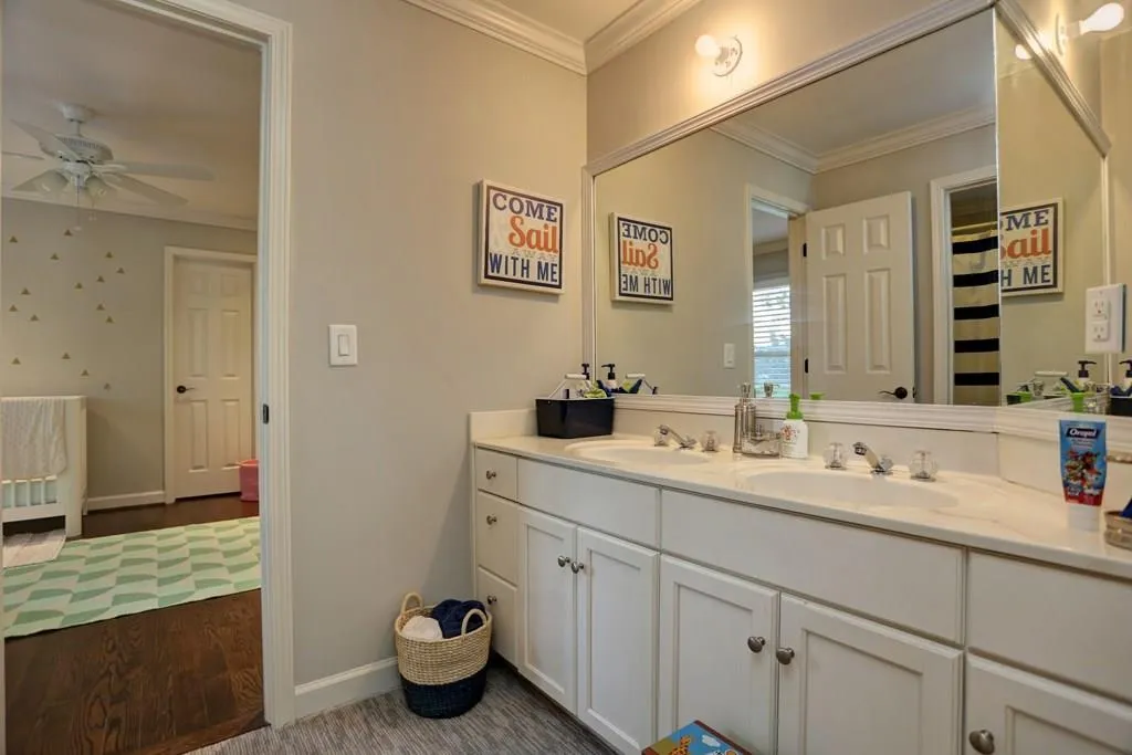 325 Spalding Gates Court, Atlanta, Georgia 30328, 4 Bedrooms Bedrooms, ,2 BathroomsBathrooms,Residential,Sold,325 Spalding Gates Court,5905941