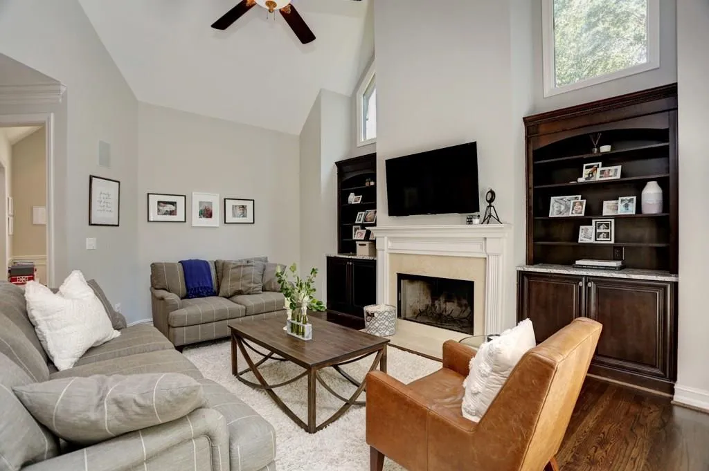 325 Spalding Gates Court, Atlanta, Georgia 30328, 4 Bedrooms Bedrooms, ,2 BathroomsBathrooms,Residential,Sold,325 Spalding Gates Court,5905941