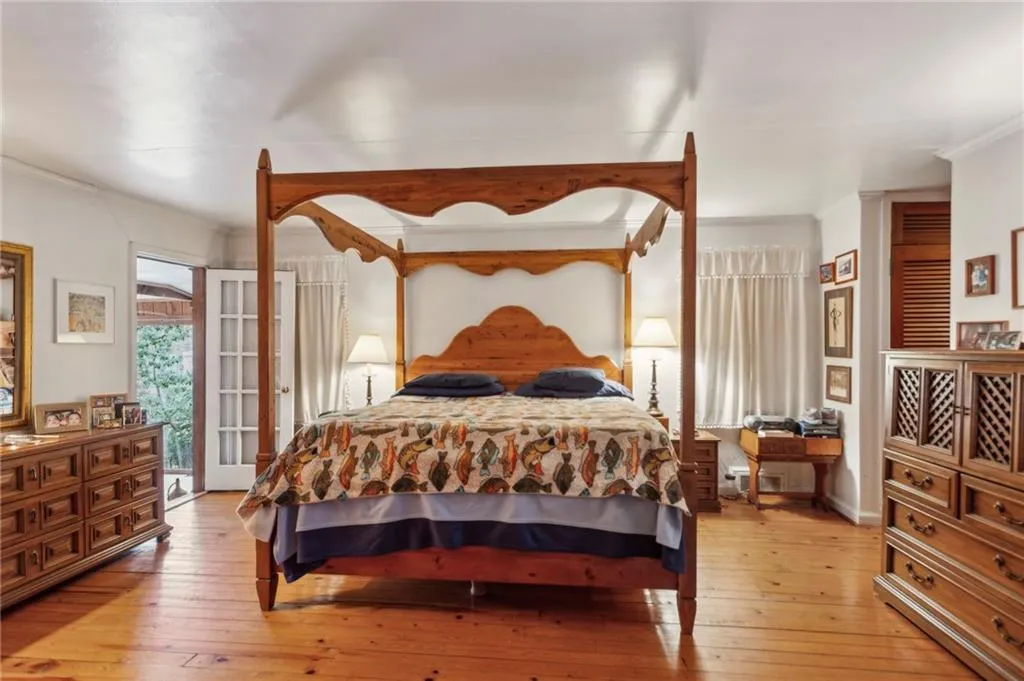 3781 Narmore Drive Ne, Atlanta, Georgia 30319, 4 Bedrooms Bedrooms, ,3 BathroomsBathrooms,Residential,For Sale,3781 Narmore Drive Ne,7631702