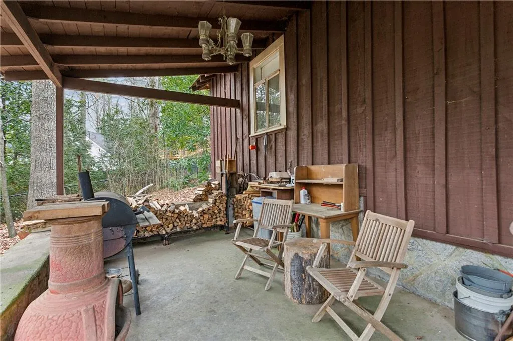 3781 Narmore Drive Ne, Atlanta, Georgia 30319, 4 Bedrooms Bedrooms, ,3 BathroomsBathrooms,Residential,For Sale,3781 Narmore Drive Ne,7631702