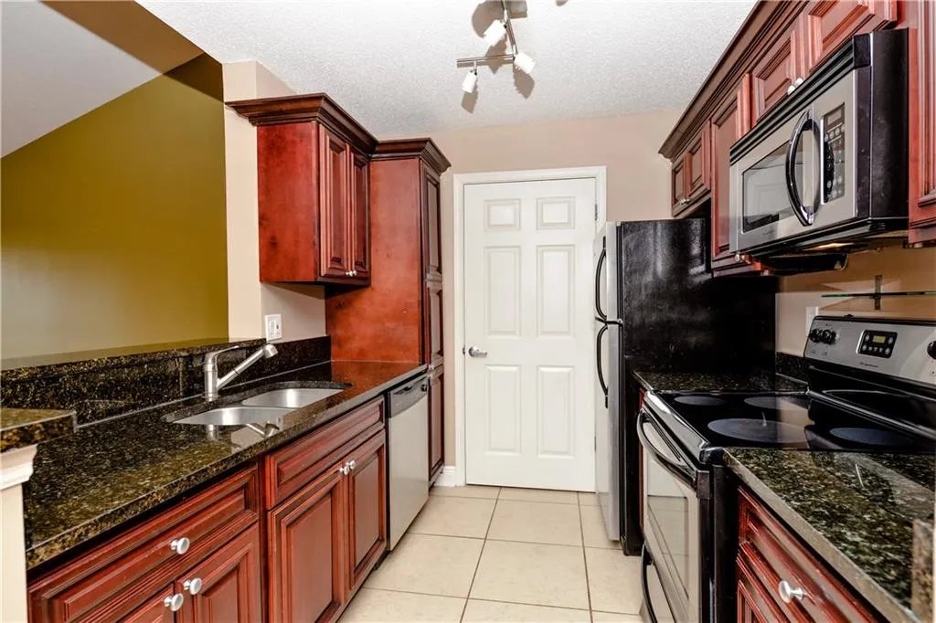 6309 Santa Fe Parkway Unit 6309, Atlanta, Georgia 30350, 2 Bedrooms Bedrooms, ,2 BathroomsBathrooms,Residential,Sold,6309 Santa Fe Parkway Unit 6309,5993188