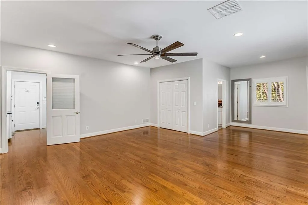 5780 Heards Forest Drive, Atlanta, Georgia 30328, 6 Bedrooms Bedrooms, ,5 BathroomsBathrooms,Residential,Sold,5780 Heards Forest Drive,7554342