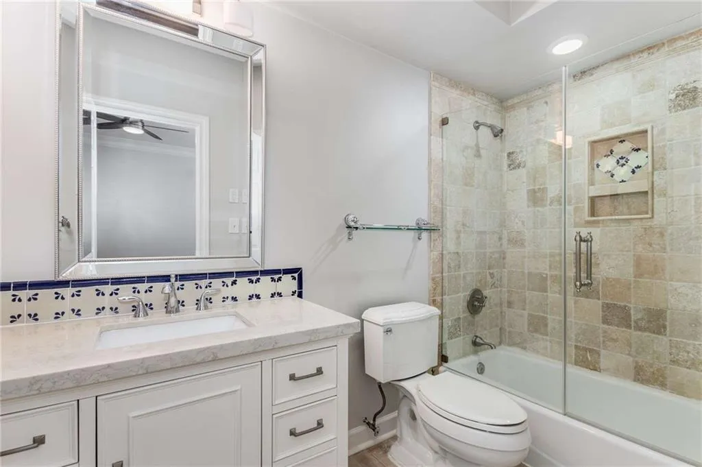 5780 Heards Forest Drive, Atlanta, Georgia 30328, 6 Bedrooms Bedrooms, ,5 BathroomsBathrooms,Residential,Sold,5780 Heards Forest Drive,7554342