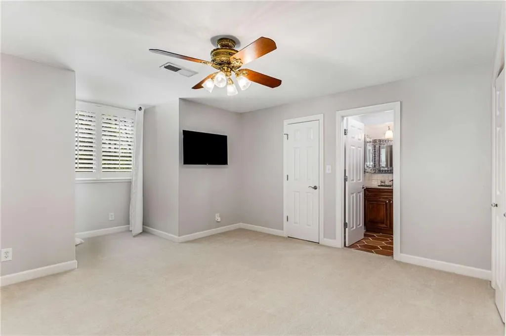 5780 Heards Forest Drive, Atlanta, Georgia 30328, 6 Bedrooms Bedrooms, ,5 BathroomsBathrooms,Residential,Sold,5780 Heards Forest Drive,7554342