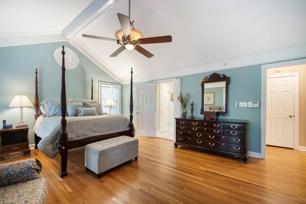 2207 Spalding Drive, Sandy Springs, Georgia 30350, 5 Bedrooms Bedrooms, ,4 BathroomsBathrooms,Residential,Sold,2207 Spalding Drive,6805624