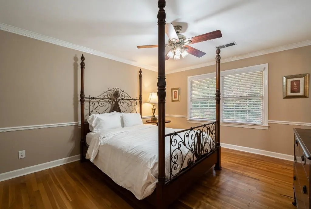 2207 Spalding Drive, Sandy Springs, Georgia 30350, 5 Bedrooms Bedrooms, ,4 BathroomsBathrooms,Residential,Sold,2207 Spalding Drive,6805624