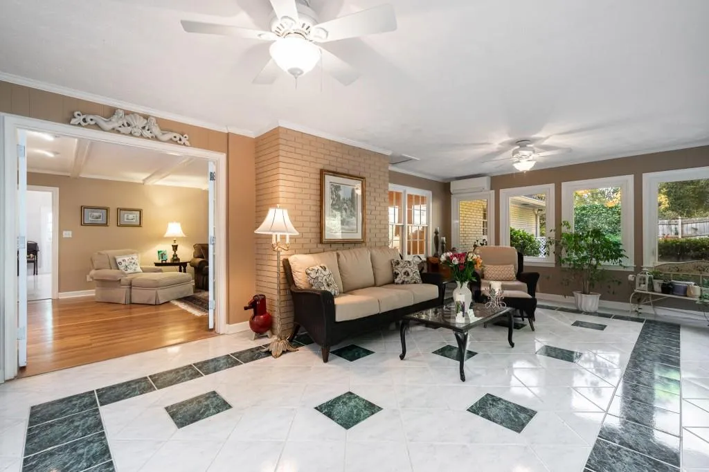 2207 Spalding Drive, Sandy Springs, Georgia 30350, 5 Bedrooms Bedrooms, ,4 BathroomsBathrooms,Residential,Sold,2207 Spalding Drive,6805624