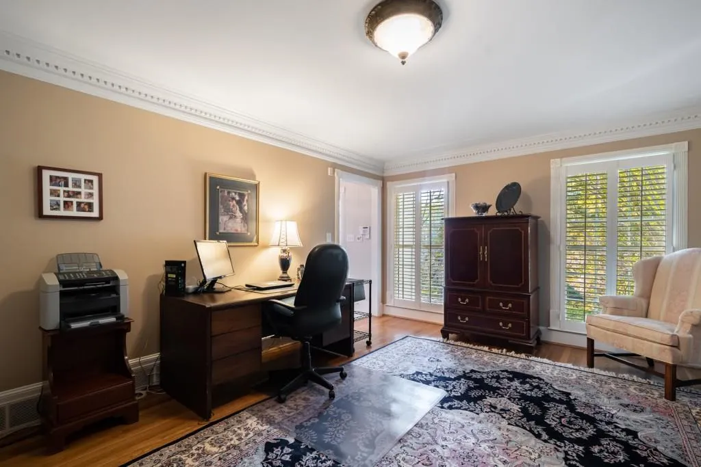 2207 Spalding Drive, Sandy Springs, Georgia 30350, 5 Bedrooms Bedrooms, ,4 BathroomsBathrooms,Residential,Sold,2207 Spalding Drive,6805624