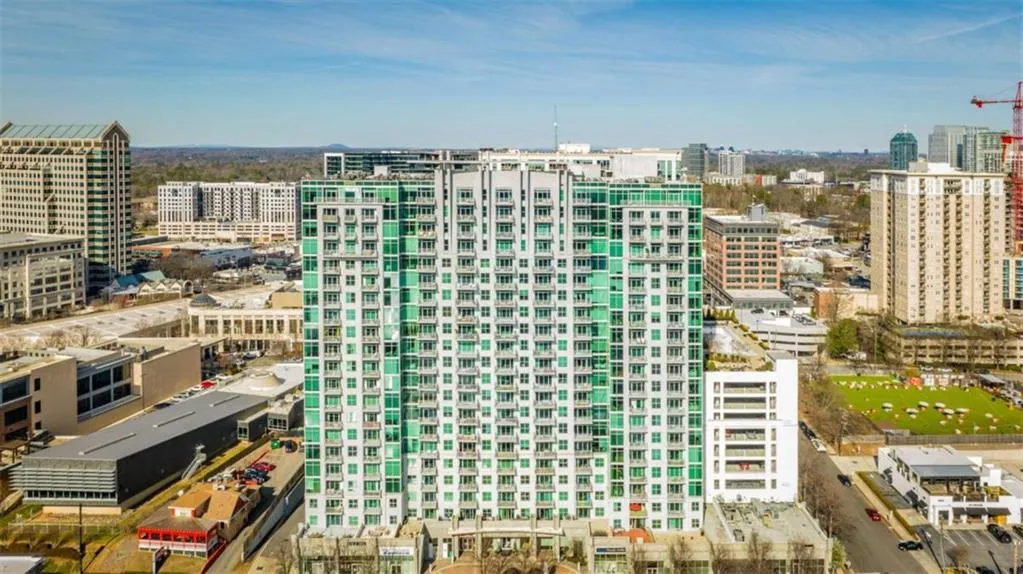 250 Pharr Road Unit 712, Atlanta, Georgia 30305, 1 Bedroom Bedrooms, ,1 BathroomBathrooms,Residential,For Sale,250 Pharr Road Unit 712,7617106