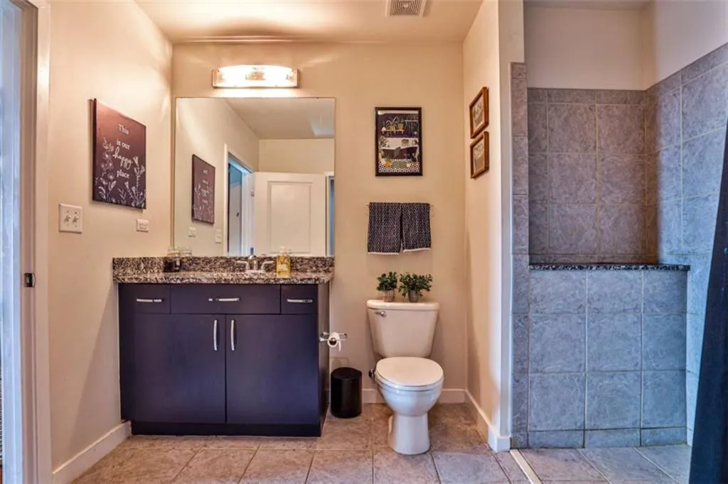250 Pharr Road Unit 712, Atlanta, Georgia 30305, 1 Bedroom Bedrooms, ,1 BathroomBathrooms,Residential,For Sale,250 Pharr Road Unit 712,7617106