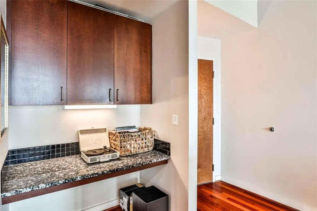 250 Pharr Road Unit 712, Atlanta, Georgia 30305, 1 Bedroom Bedrooms, ,1 BathroomBathrooms,Residential,For Sale,250 Pharr Road Unit 712,7617106