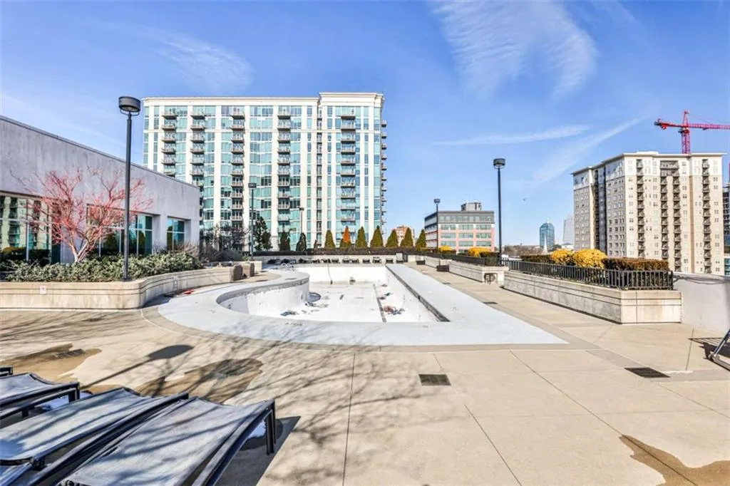 250 Pharr Road Unit 712, Atlanta, Georgia 30305, 1 Bedroom Bedrooms, ,1 BathroomBathrooms,Residential,For Sale,250 Pharr Road Unit 712,7617106