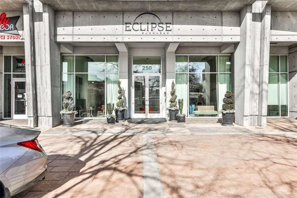 250 Pharr Road Unit 712, Atlanta, Georgia 30305, 1 Bedroom Bedrooms, ,1 BathroomBathrooms,Residential,For Sale,250 Pharr Road Unit 712,7617106