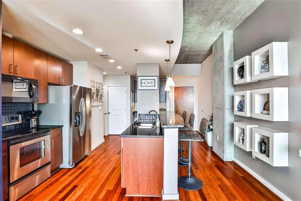 250 Pharr Road Unit 712, Atlanta, Georgia 30305, 1 Bedroom Bedrooms, ,1 BathroomBathrooms,Residential,For Sale,250 Pharr Road Unit 712,7617106