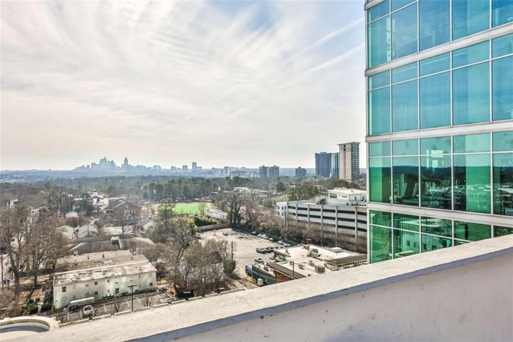 250 Pharr Road Unit 712, Atlanta, Georgia 30305, 1 Bedroom Bedrooms, ,1 BathroomBathrooms,Residential,For Sale,250 Pharr Road Unit 712,7617106