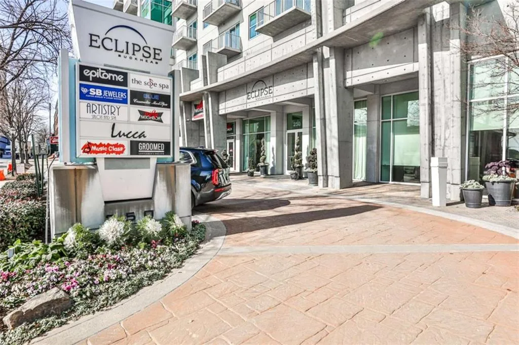 250 Pharr Road Unit 712, Atlanta, Georgia 30305, 1 Bedroom Bedrooms, ,1 BathroomBathrooms,Residential,For Sale,250 Pharr Road Unit 712,7617106