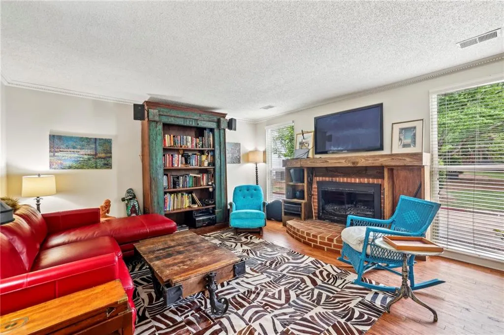 1053 Riverbend Club Drive Se, Atlanta, Georgia 30339, 2 Bedrooms Bedrooms, ,2 BathroomsBathrooms,Residential,For Sale,1053 Riverbend Club Drive Se,7477233