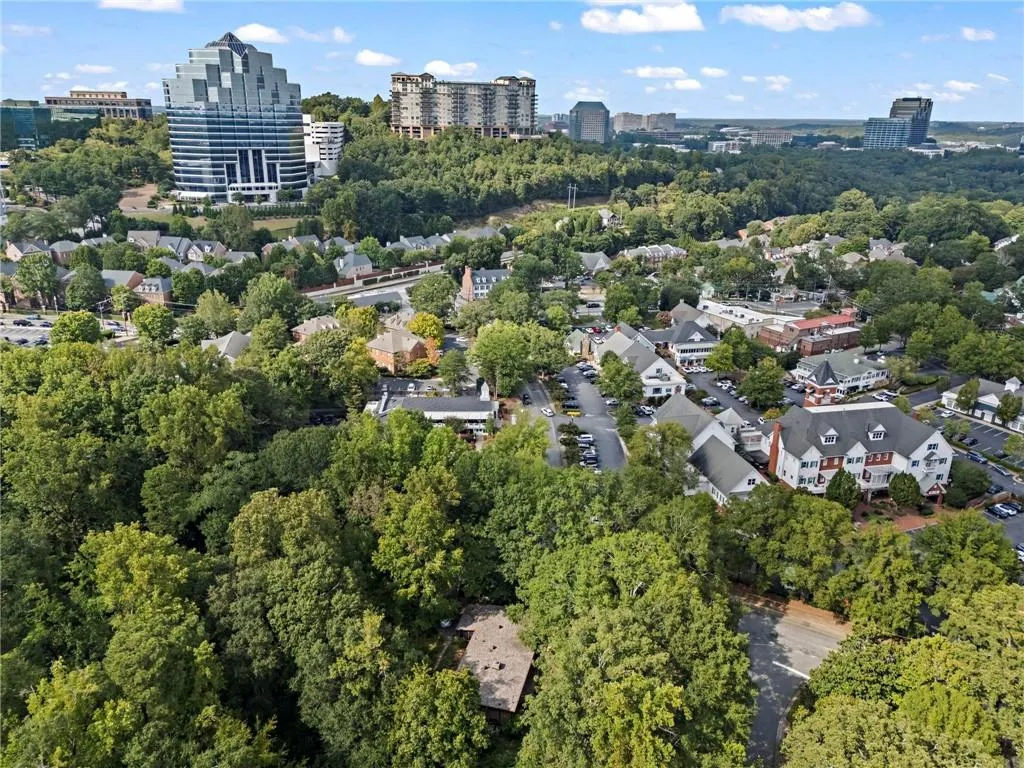 3600 Tanglewood Drive Se, Atlanta, Georgia 30339, 3 Bedrooms Bedrooms, ,3 BathroomsBathrooms,Residential,For Sale,3600 Tanglewood Drive Se,7638140