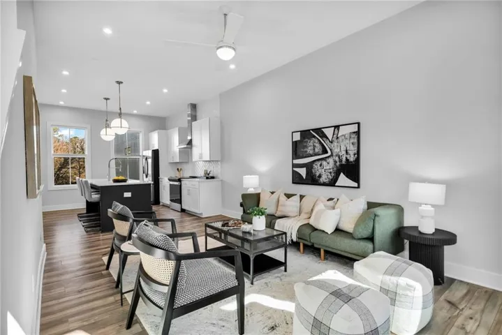 942 Spencer Avenue, Atlanta, Georgia 30318