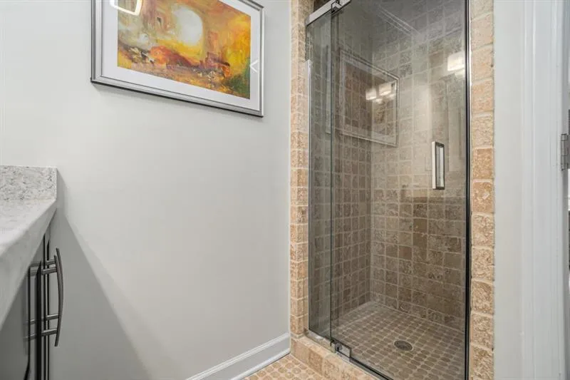 Secondary Bathroom Secondary Bathroom