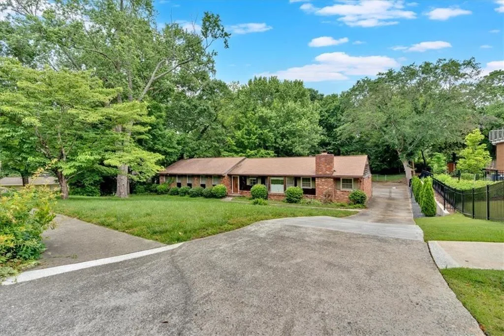 124 Chaseland Road, Atlanta, Georgia 30328, 3 Bedrooms Bedrooms, ,3 BathroomsBathrooms,Residential,Sold,124 Chaseland Road,7584709