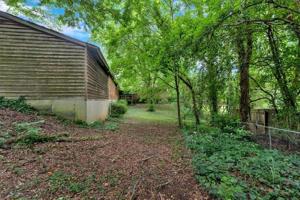 124 Chaseland Road, Atlanta, Georgia 30328, 3 Bedrooms Bedrooms, ,3 BathroomsBathrooms,Residential,Sold,124 Chaseland Road,7584709