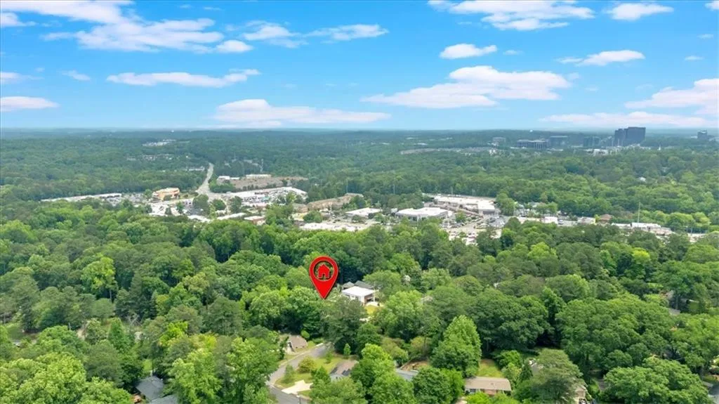 124 Chaseland Road, Atlanta, Georgia 30328, 3 Bedrooms Bedrooms, ,3 BathroomsBathrooms,Residential,Sold,124 Chaseland Road,7584709