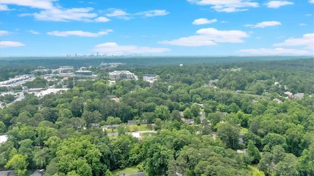 124 Chaseland Road, Atlanta, Georgia 30328, 3 Bedrooms Bedrooms, ,3 BathroomsBathrooms,Residential,Sold,124 Chaseland Road,7584709