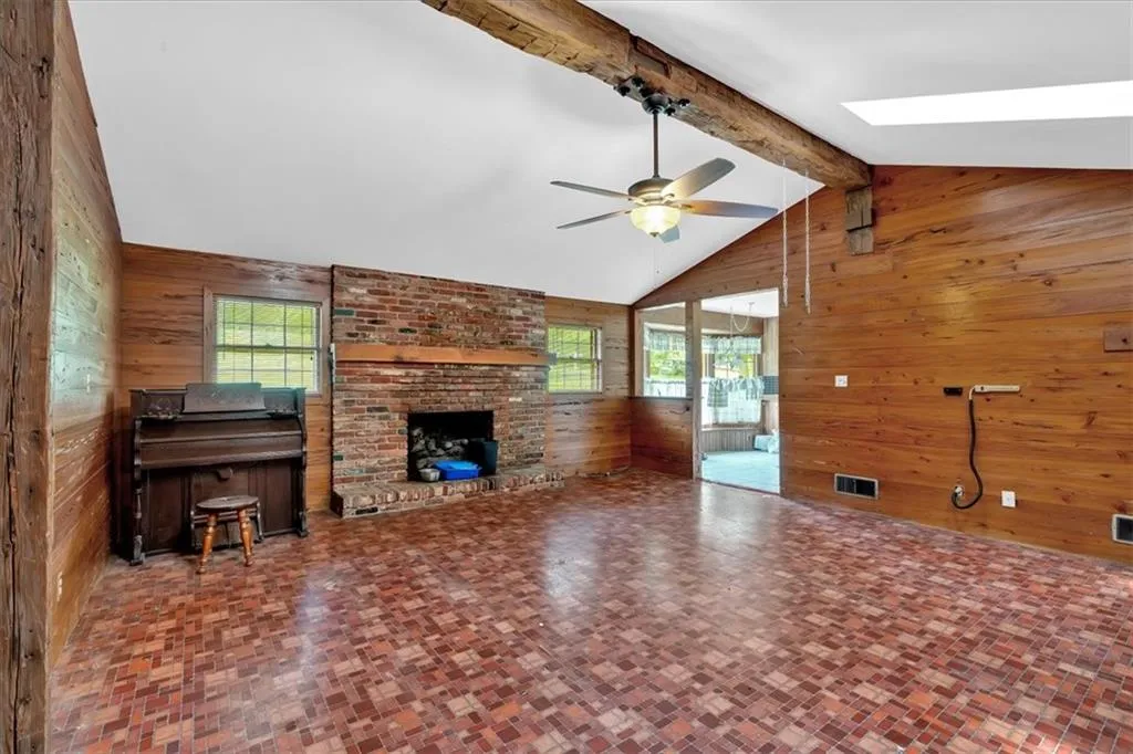 124 Chaseland Road, Atlanta, Georgia 30328, 3 Bedrooms Bedrooms, ,3 BathroomsBathrooms,Residential,Sold,124 Chaseland Road,7584709