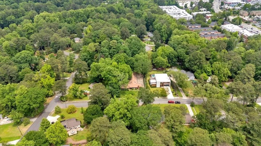 124 Chaseland Road, Atlanta, Georgia 30328, 3 Bedrooms Bedrooms, ,3 BathroomsBathrooms,Residential,Sold,124 Chaseland Road,7584709