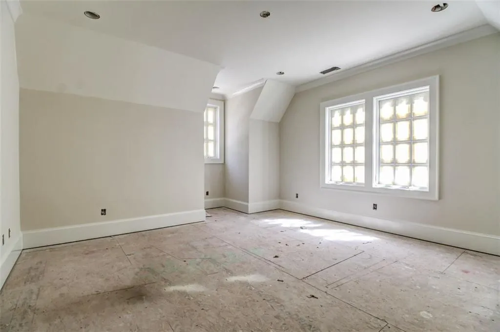 5120 Powers Ferry Road, Atlanta, Georgia 30327, 5 Bedrooms Bedrooms, ,5 BathroomsBathrooms,Residential,Sold,5120 Powers Ferry Road,5677186