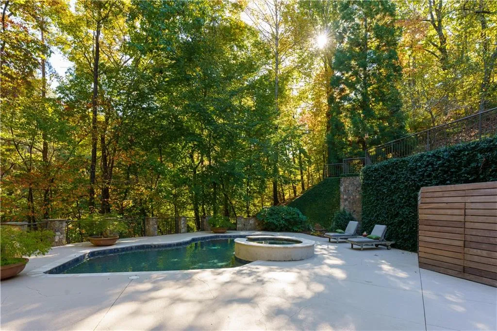 45 Finch Forest Trail, Sandy Springs, Georgia 30327, 4 Bedrooms Bedrooms, ,5 BathroomsBathrooms,Residential,Sold,45 Finch Forest Trail,7164085